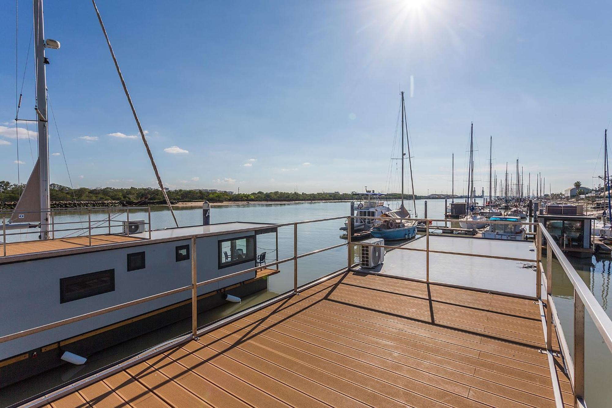 Azvalia Luxury Casa Barco New York And Texas-Unique Houseboat Experience 호텔 엘푸에르토데산타마리아 외부 사진
